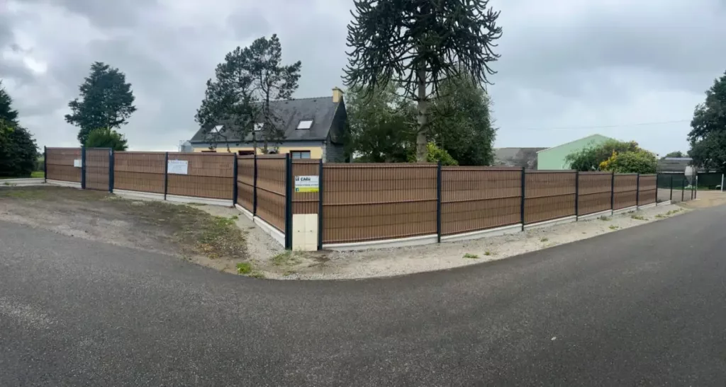 Le Caer Paysage Paysagiste Rostrenen PORTAIL CLOTURE 8
